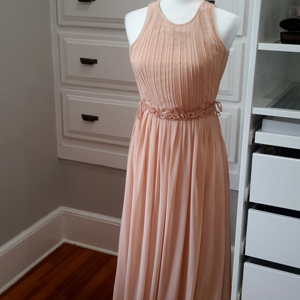 H&M cream flow wedding guest picnic lunch date